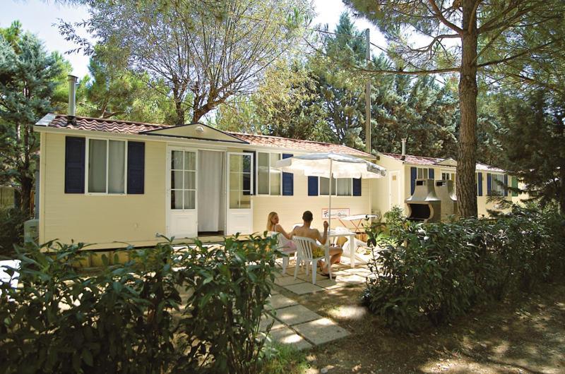 Camping & Village Polvese Sant'Arcangelo  Luaran gambar